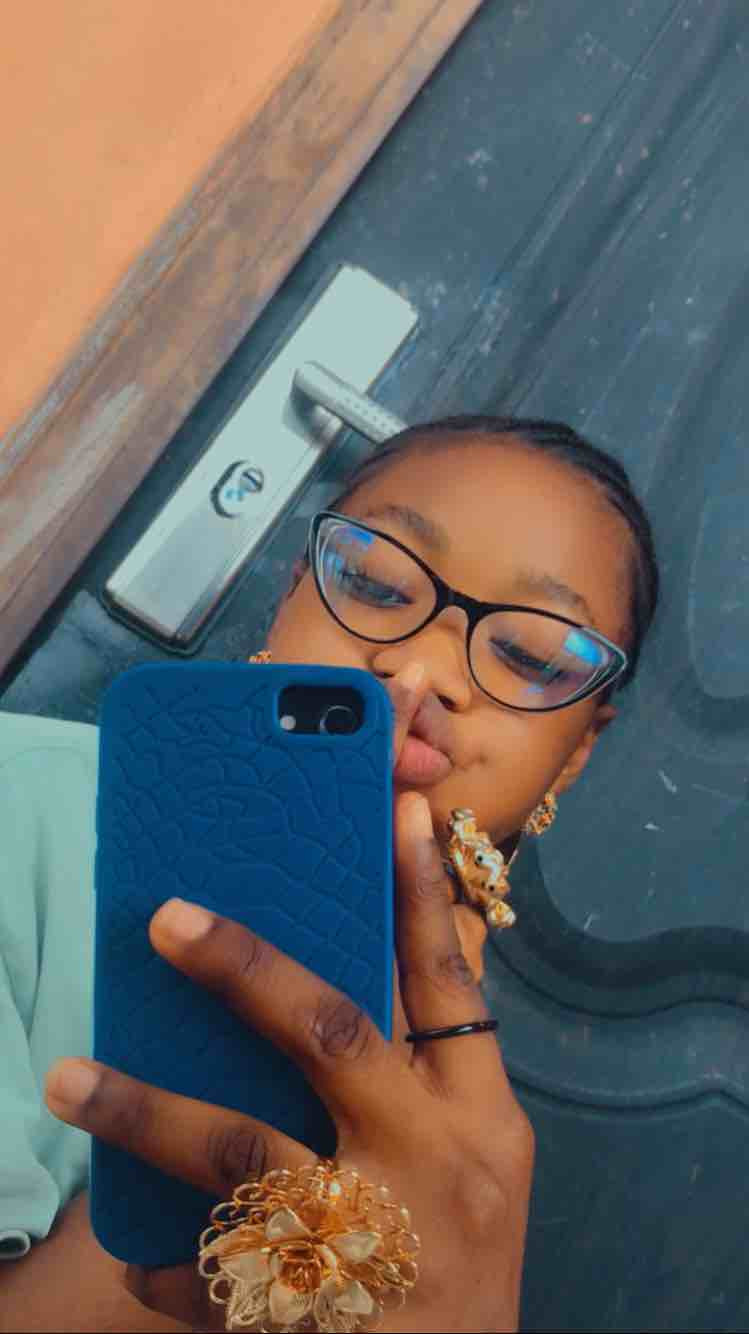 Annie Profile Picture
