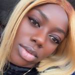 Evelyn Profile Picture